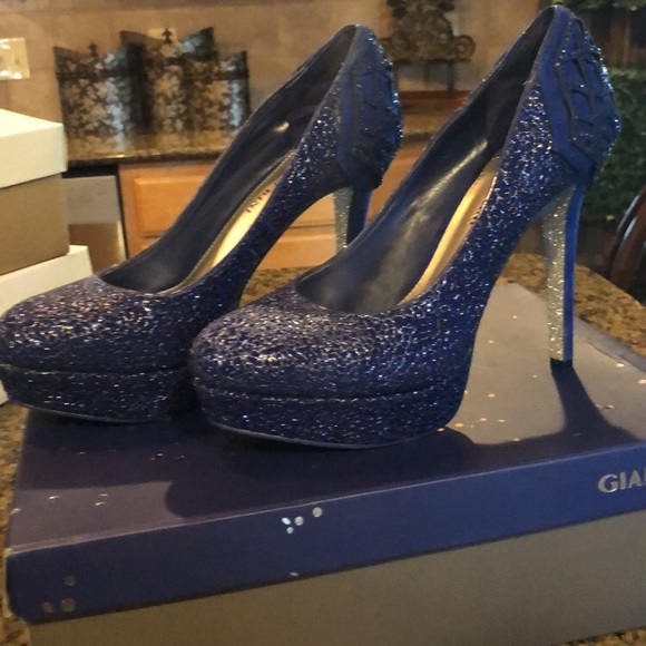 Gianni Bini pumps - Picture 3 of 4